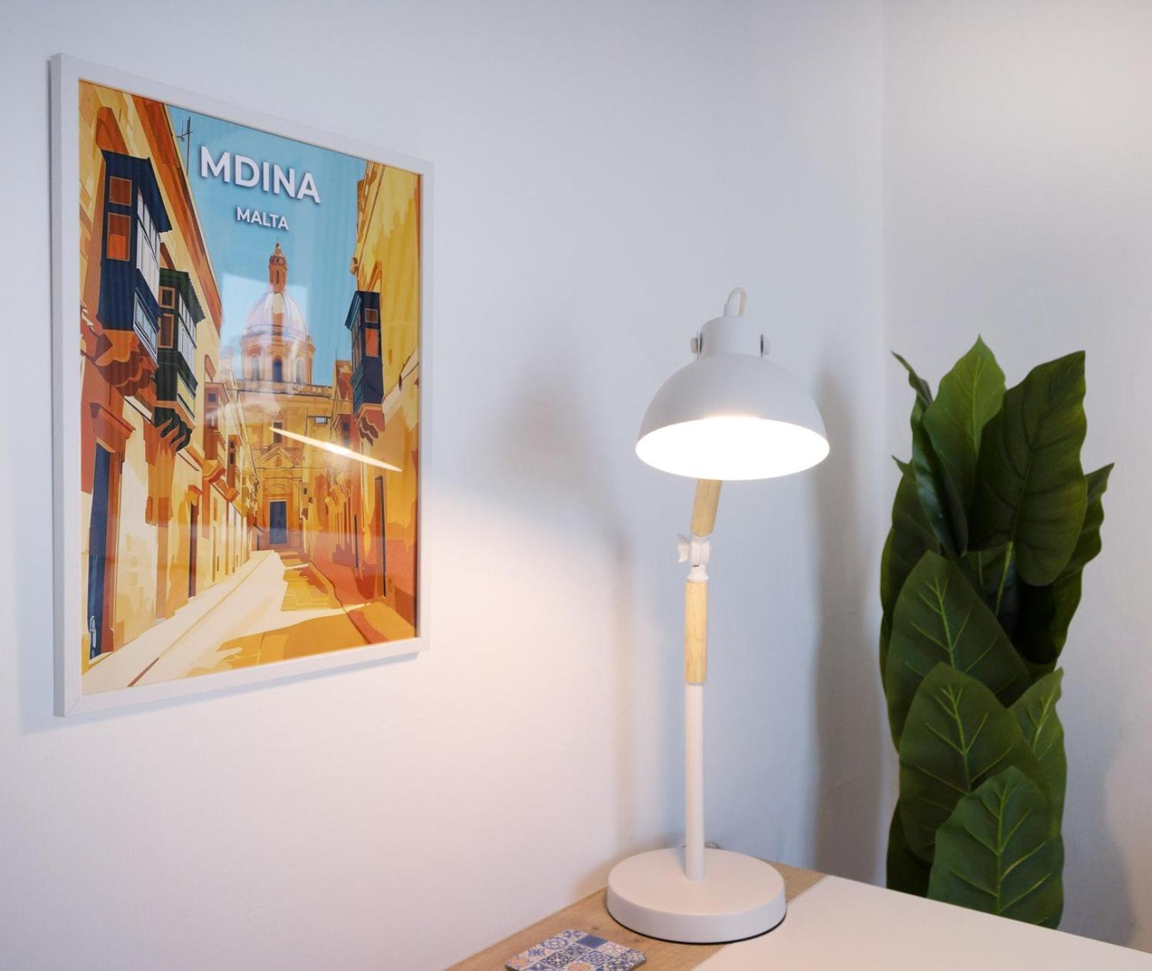 Spacious 2Br Penthouse With A Large Front-Terrace - Close To Bugibba Perched Beach San Pawl il-Baħar Zewnętrze zdjęcie
