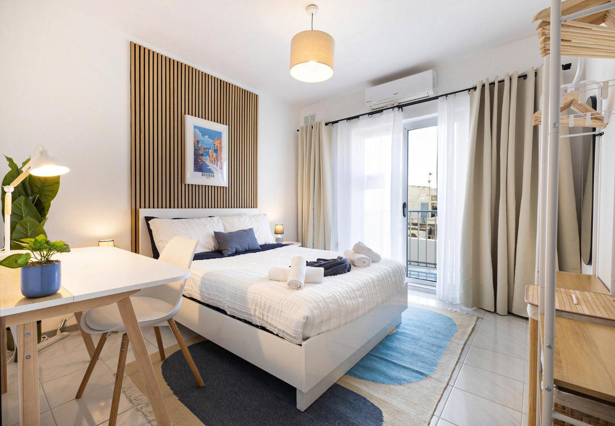 Spacious 2Br Penthouse With A Large Front-Terrace - Close To Bugibba Perched Beach San Pawl il-Baħar Zewnętrze zdjęcie